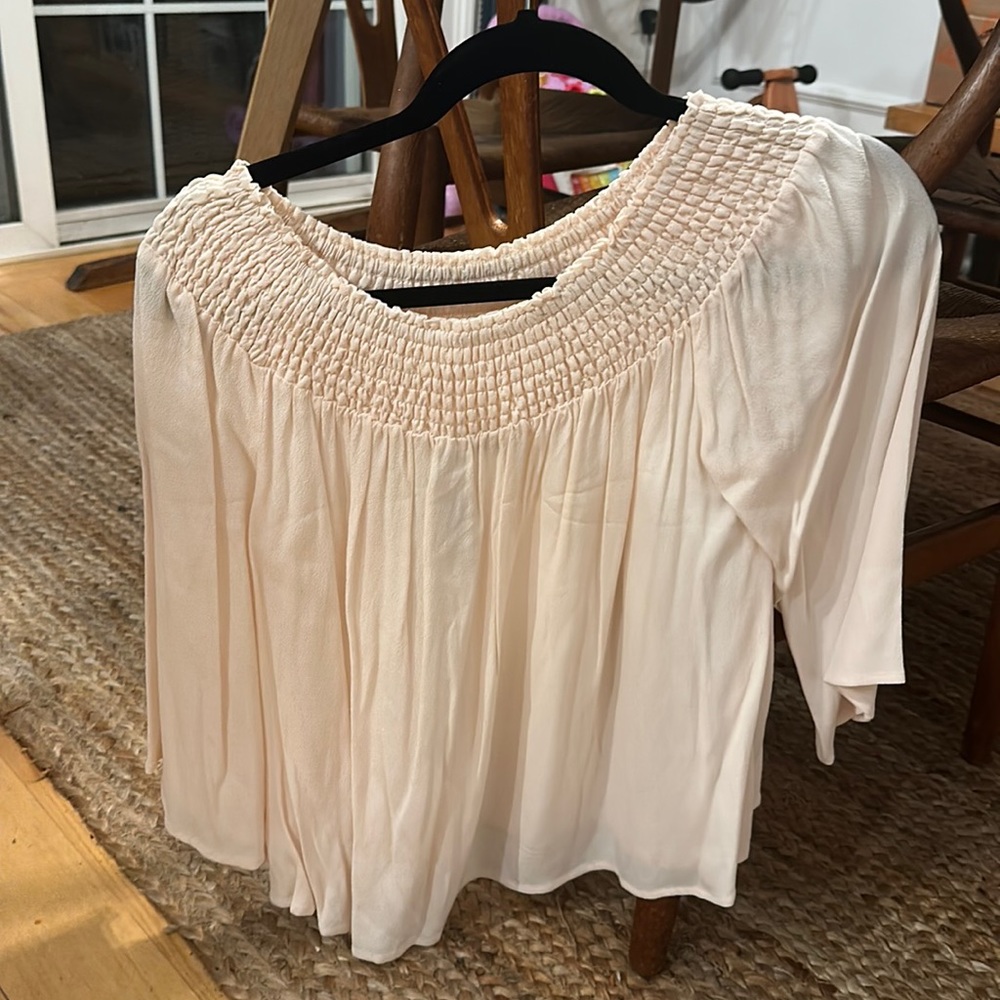 Aritzia Marcilly blouse - baby pink off the shoulder. Tags on!
